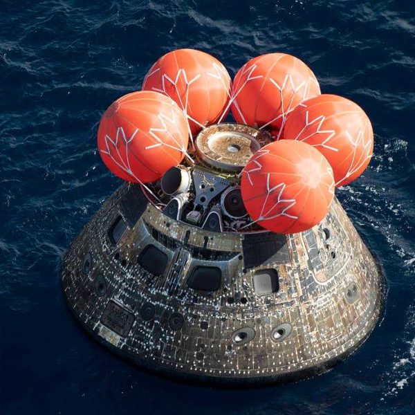 The Artemis 1 Orion capsule returns safely to Earth